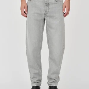 ben distressed light grey