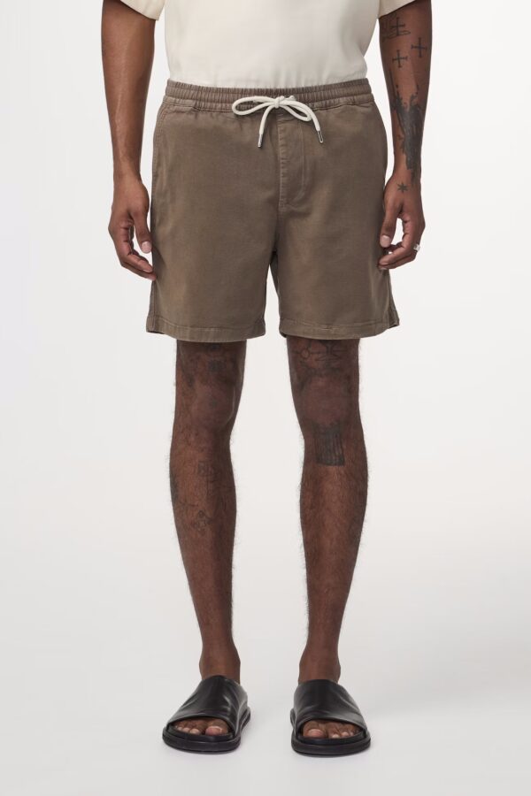 Gregor Lyocell blend Shorts capers